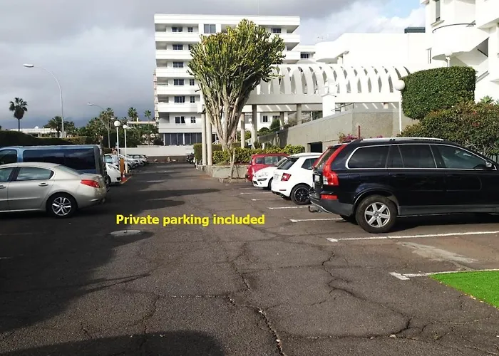 Close To Golden Mile 아파트 *