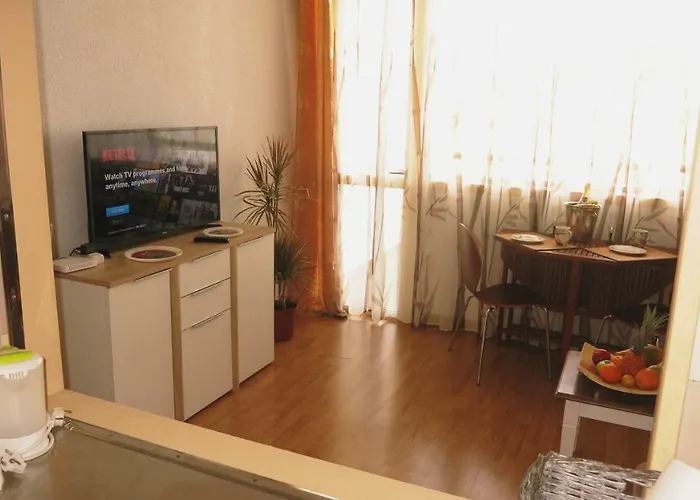 Close To Golden Mile 플라야데라스아메리카스