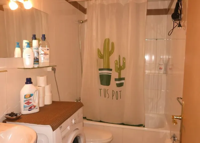 아파트 Close To Golden Mile *