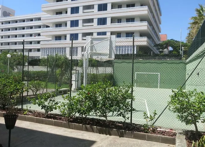 아파트 Close To Golden Mile *